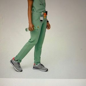 FIGS . Medium, Tall straight leg.